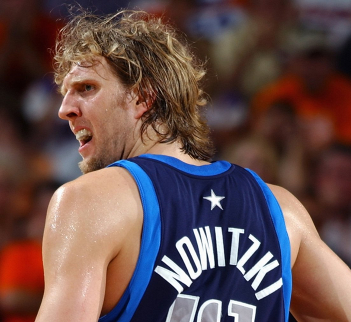 华体会app-诺维斯基荣获最有进攻性球员称号 第2张 华体会app-诺维斯基荣获最有进攻性球员称号 第2张